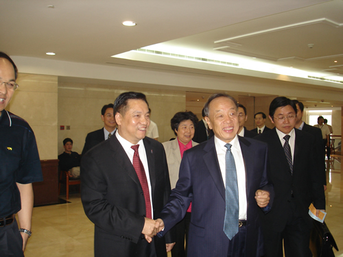 中欧最新官网电器,中欧最新官网电器集团,中国中欧最新官网电器集团